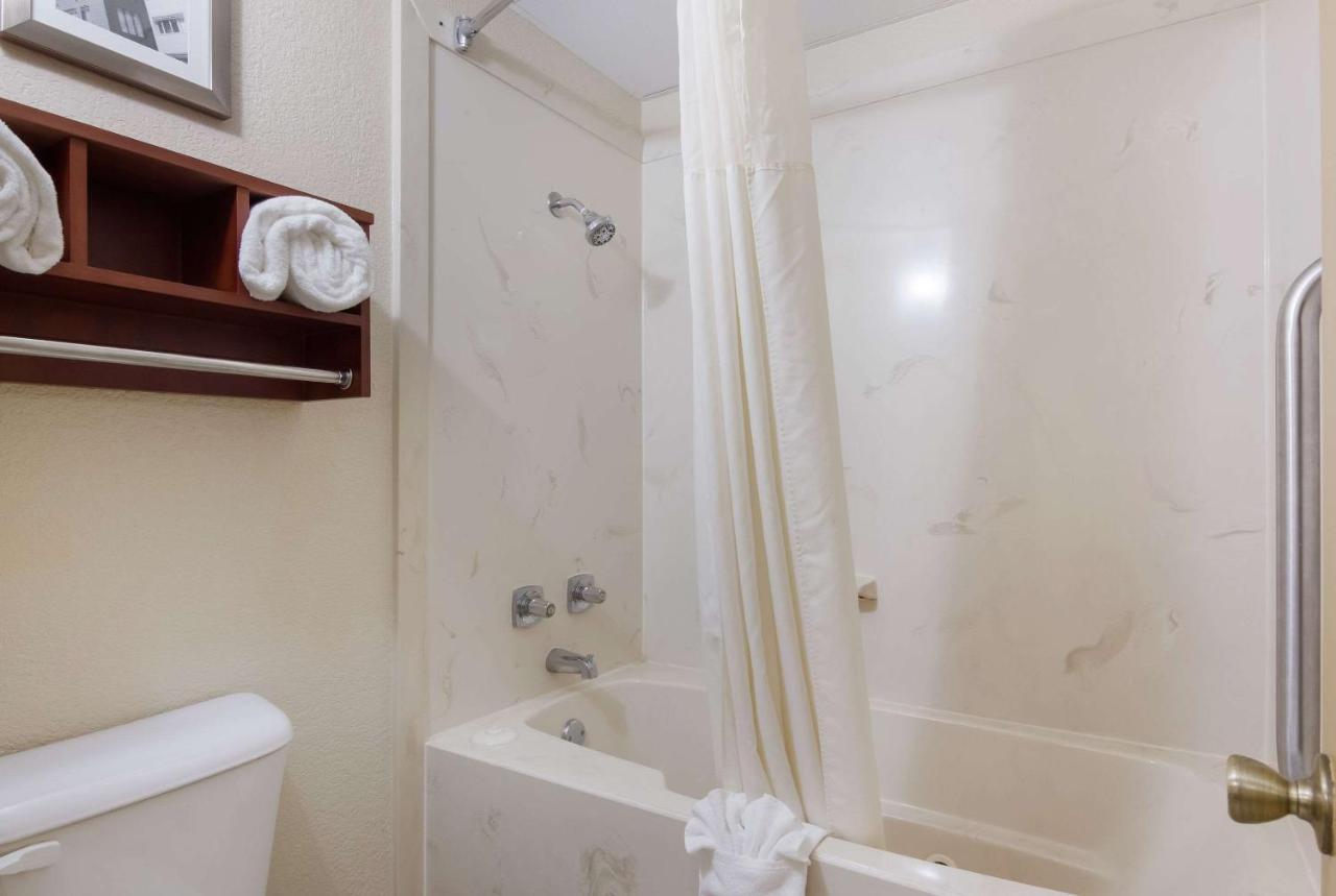 Quality Inn Magnolia Extérieur photo