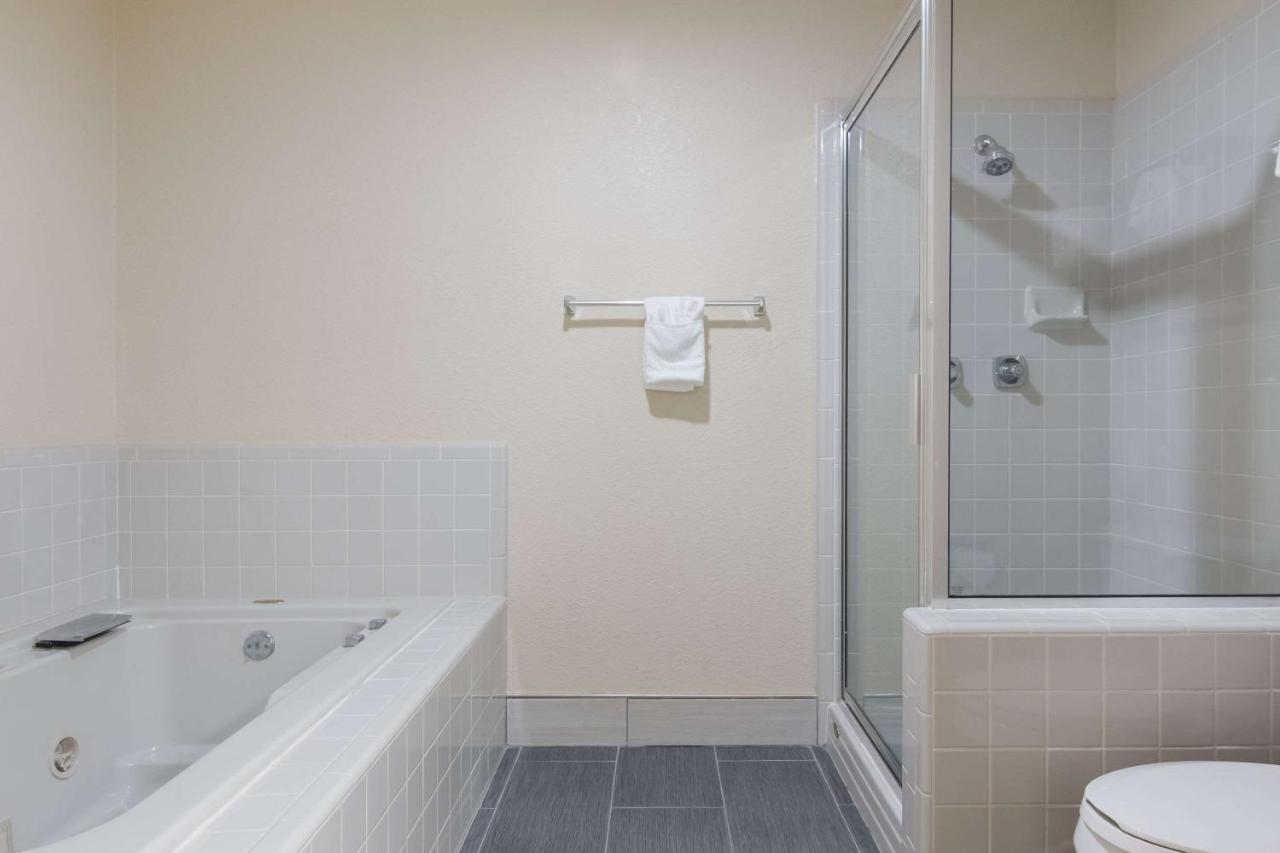Quality Inn Magnolia Extérieur photo